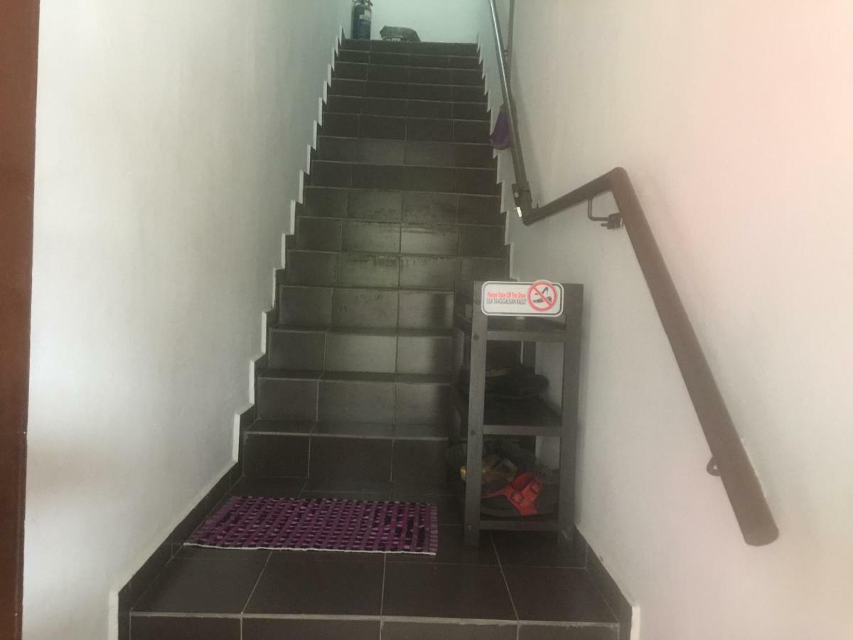 Jiaxin Hostel Ulu Tiram Luaran gambar