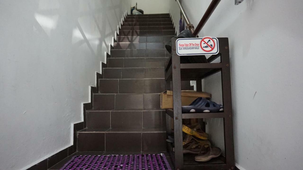 Jiaxin Hostel Ulu Tiram Luaran gambar